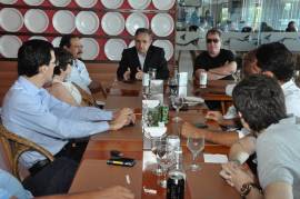 Grupo de Eduardo inicia tratativas para 2016, e maioria apoia ida ao PSDB